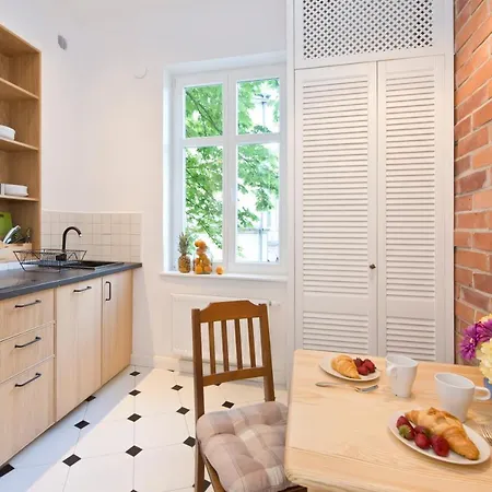 Blue Mandarin Chopina Апартаменти Сопот