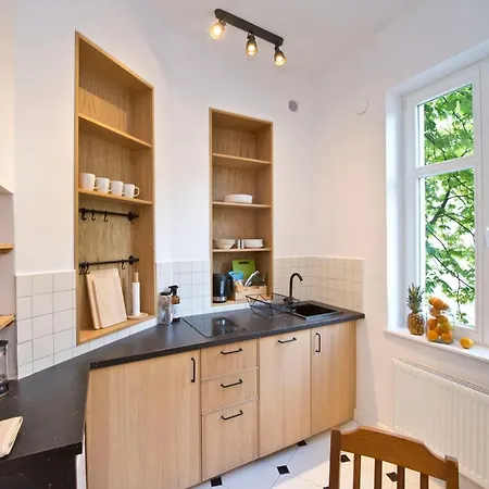 Blue Mandarin Chopina Апартаменти *