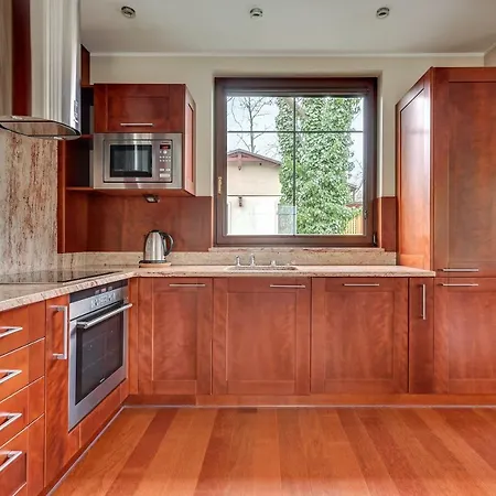 Blue Mandarin Chopina Апартаменты *