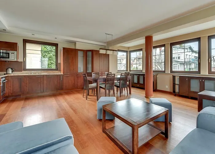 Blue Mandarin Chopina *